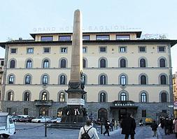 Obelisco Piazza dell’Unità Italiana